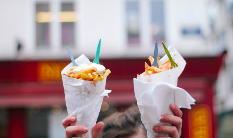 is friet uit de airfryer gezonder?